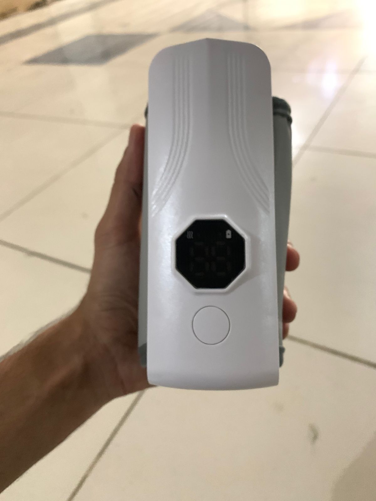 Portable Rechargeable Baby Bottle Warmer – Fast Heating & Travel-Friendly